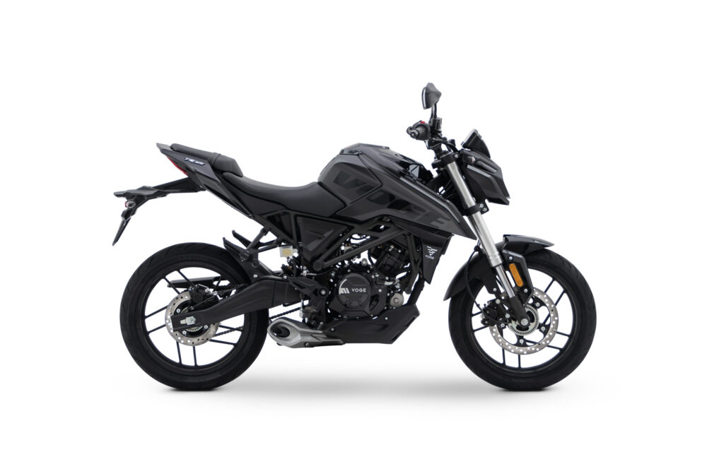 MOTO VOGE BRIVIDO 125R – MOTORE YF125 – 124,8cc – COLORI BLACK E LIGHT BLUE